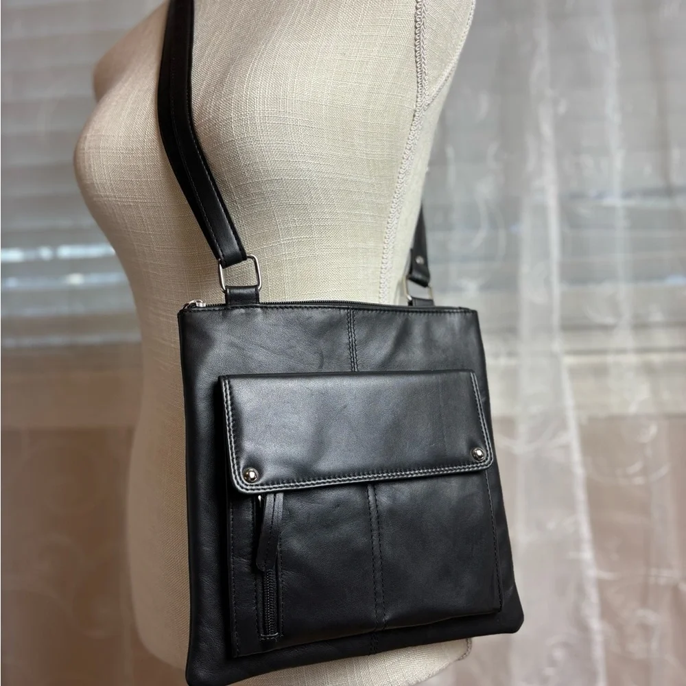 Champs Black Smooth Leather RFID Messenger Crossbody Bag